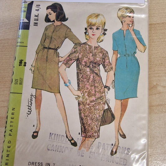 Vintage Ladies 60s Dress (size 16-18) Sewing Pattern McCall's 8579
